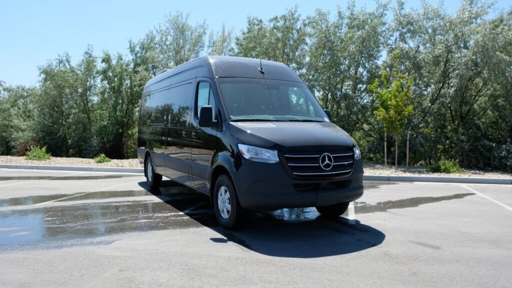 Van Service to Wrigley Field Chicago
