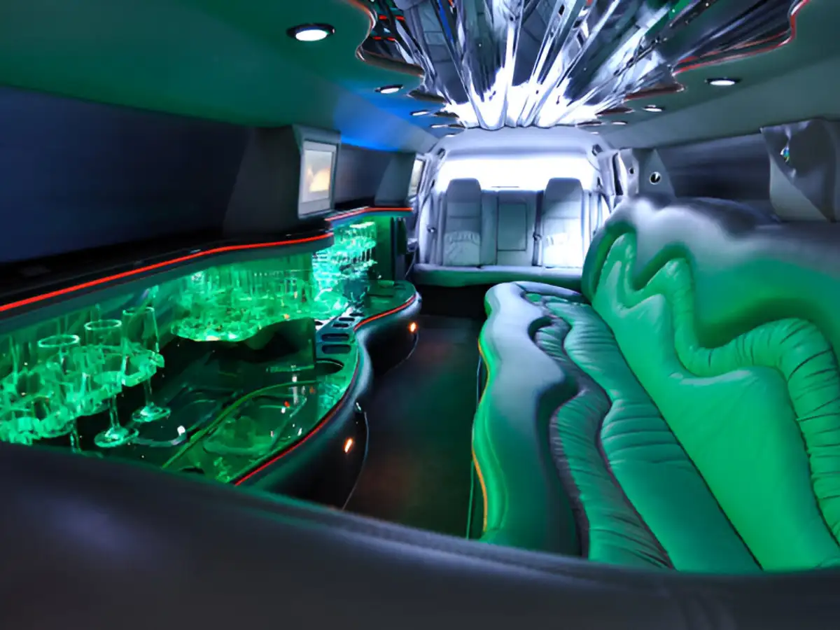 mkt-limo-interior.webp